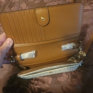 Michael kors purse/wallet crossbody bag